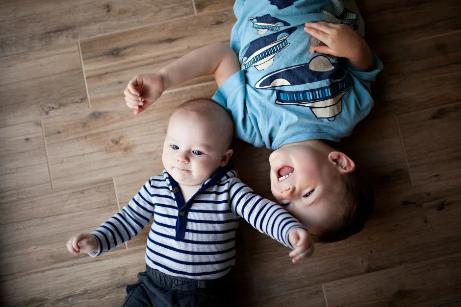 Hermano menor Preparados tus otros hijos para su llegada 3 Revista Digital mamas360 Embarazo y Maternidad (1)