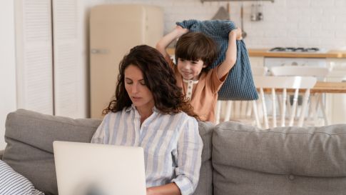 Educación permisiva - Revista Digital Mamas360