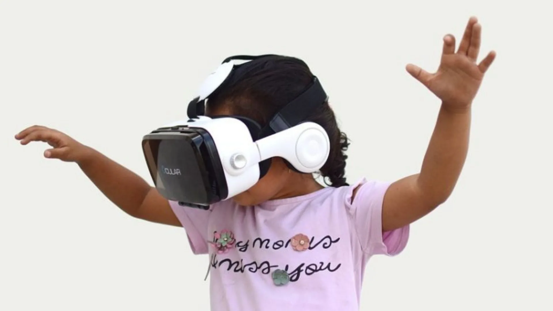 Habla con tus hijos sobre lo bueno y lo malo de la tecnología 1 Revista Digital mamas360 Embarazo y Maternidad