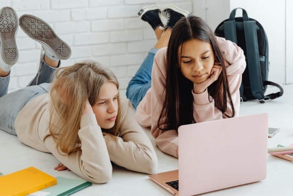 Aula virtual Guía para padres y madres modernos 2 Revista Digital mamas360 Embarazo y Maternidad